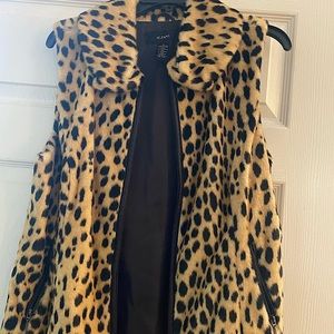 Ladies Leopard Vest
